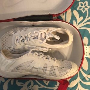 Nfinity vengeance cheer/tumbling shoes